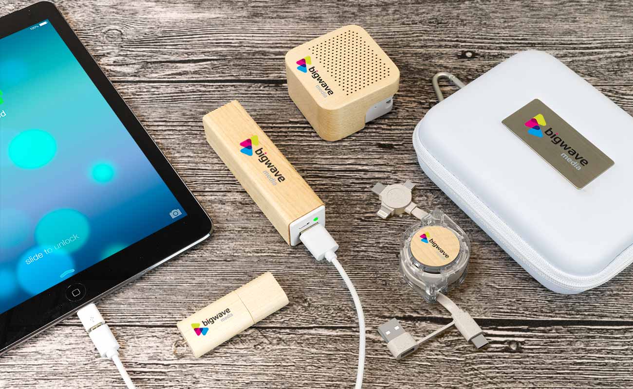 Maple L - Merch Packs with Logo gallery thumbnail