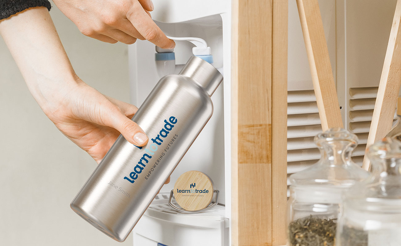 Traveler - Water Bottles Personalised gallery thumbnail