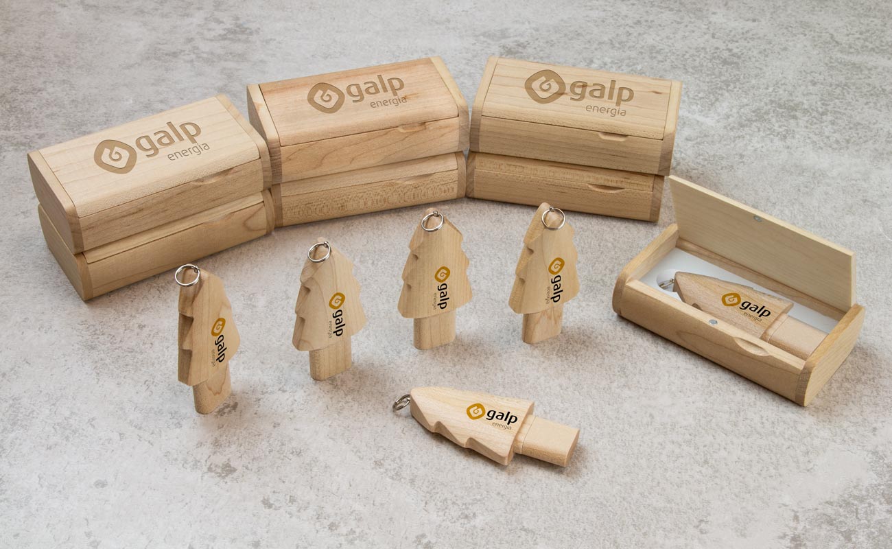 Tree - Personalised USB gallery thumbnail